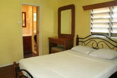 Ratu Kini Backpackers & Dive Resort Hotel di 
