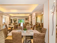 Hotel Nedy Hotels in Massa