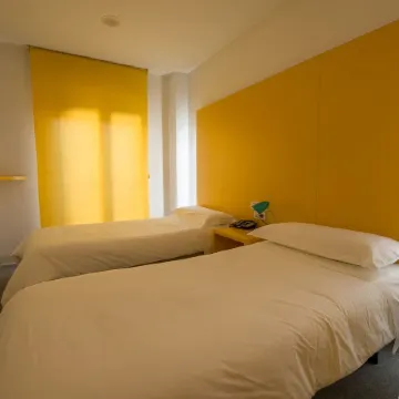 Hostal Albany