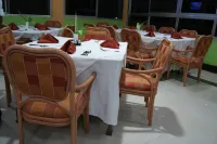 Isamilo Grand Hotel - Frühstück