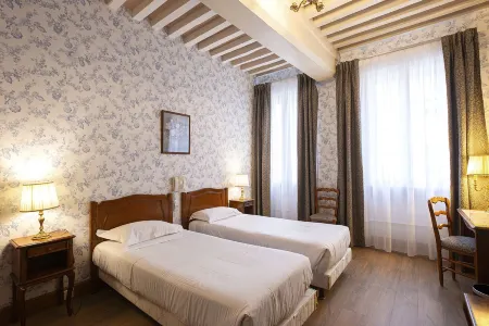 Hotel Belle Epoque Отели рядом с достопримечательностью «Castle de Pommard»