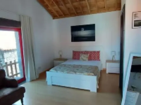Sara Village Hotels in Pico Island