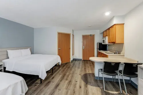 Birch Hill Suites Dayton-WP AFB