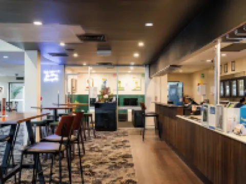 The Metropolitan Hotel Hotels in Mackay