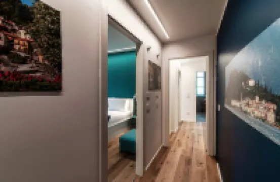 Just in Front - by Myhomeincomo