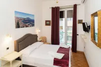 Suite Cervantes Hotels in der Nähe von Piazza del Municipio