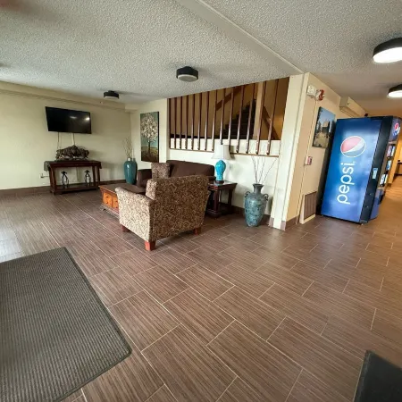 Richland Inn and Suites
