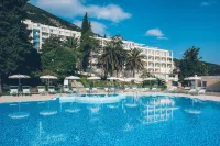 Iberostar Waves Herceg Novi - All Inclusive - Pools