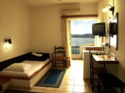 Sea View Hotels in Corinth