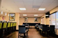 Comfort Suites Northside Hospital Gwinnett - Aamiainen