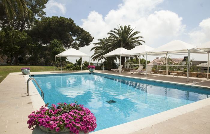 Hotel Al Bustan
