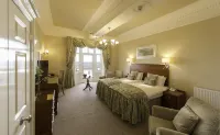 The Belmont Hotel