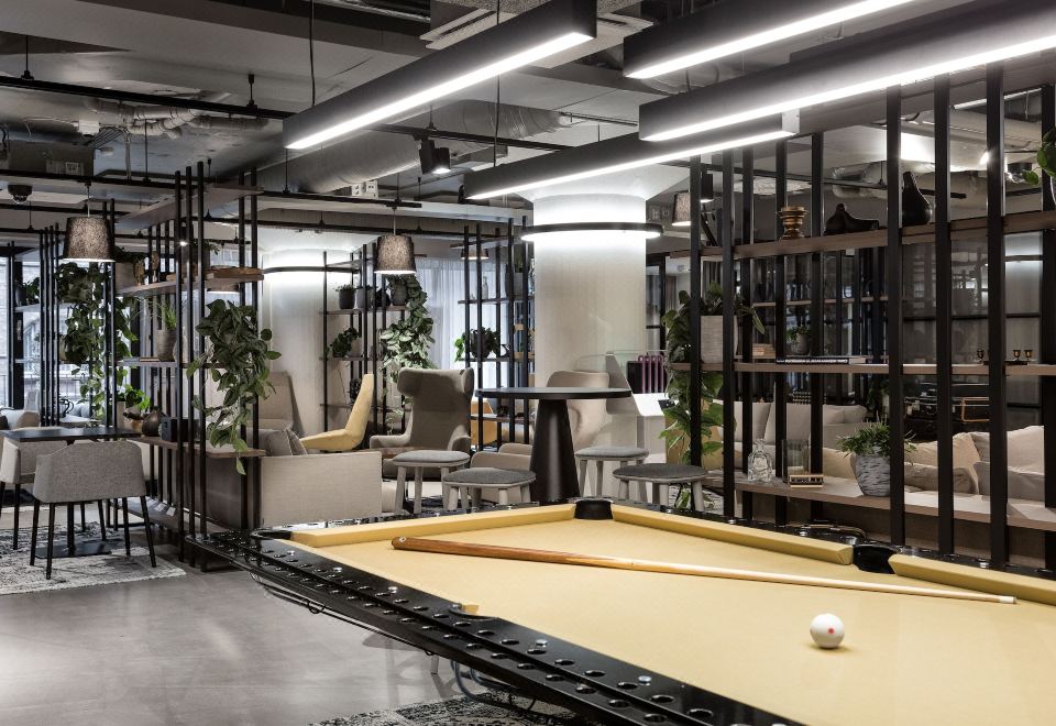 2. 놀리 스투디오스..