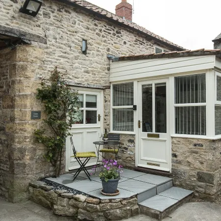 Bramwood Cottages Hotels in Pickering