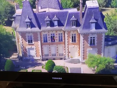 La Maison de l'Etang Отели в г. Виньо