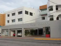 Seven Crown Express & Suites by Kavia Các khách sạn gần Bar Barómetro
