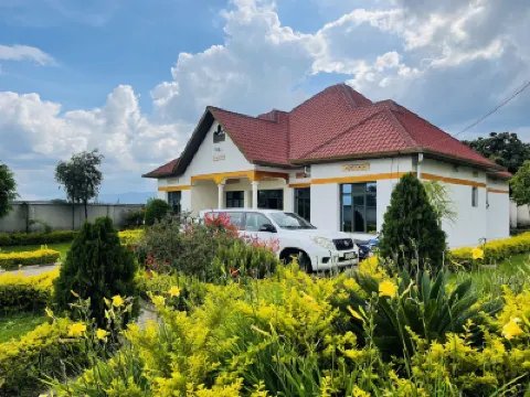 ไวรันกา โฮมสเตย์ & แคมป์ไซต์ โรงแรมใน