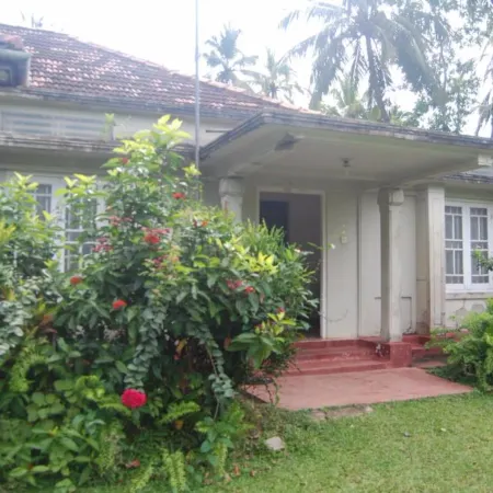 Weeragiri Home Stay