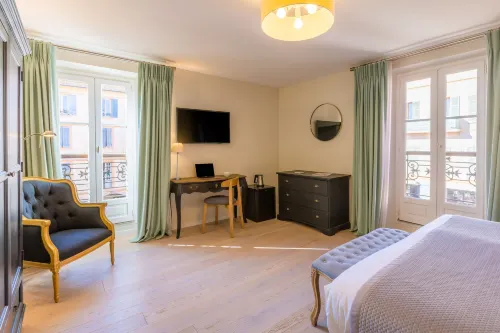 Hotel les Armoiries Hotels in Valbonne