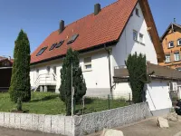 Apartment "La Lucia" - Mit Bäckerei im Haus - Genussvoll Wohnen! Hôtels à proximité de : Burg Hohenrechberg