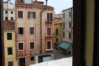 Apartment 2 Hotels in Venice