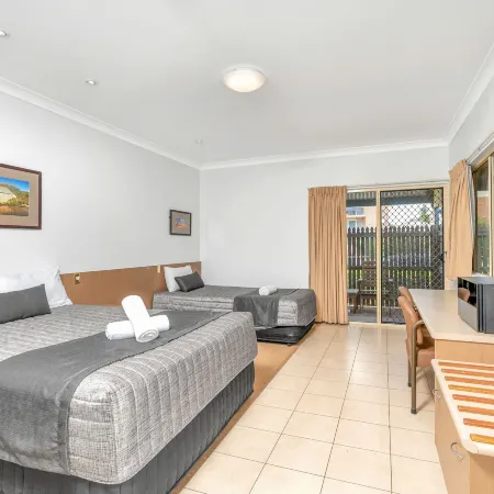 Midlander Motor Inn Hotele w: Emerald