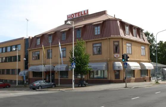 利薩門蘇拉胡恩酒店