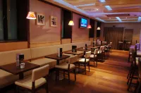 Hibernian Hotel & Leisure Centre - breakfast