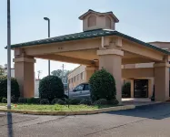 Quality Inn Hotels in Magee