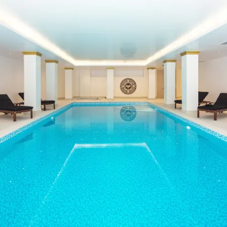 Theoxenia Palace
