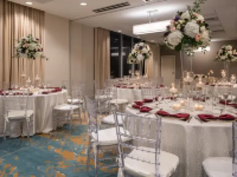 ダブル ツリー バイ ヒルトン マイアミ - ドラル、フロリダ ドラールのホテル