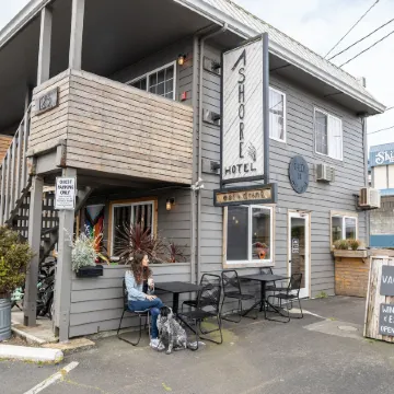 Ashore Hotel