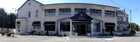 Hôtel de la Paix Отели в г. Альбер