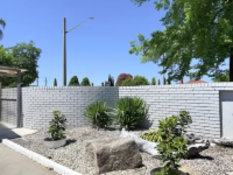 Albury Garden Court Motel