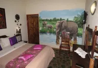 鸚鵡旅館 住宿飯店