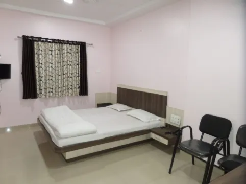 Hotel Amit Plaza