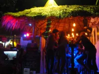 Bubble Bungalow - bar