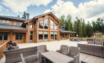 Cosmos Collection Izumrudny les Hotel