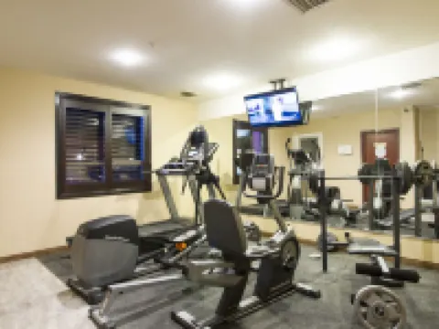 Foxwood Inn & Suites Drayton Valley Hotels in Drayton Valley