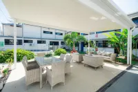 Montego Mermaid Beach Motel Hotels in Mermaid Beach
