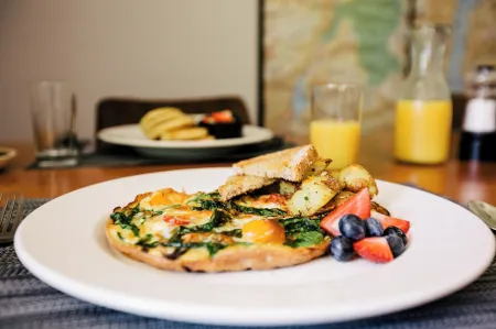 Alpenrose Revelstoke Bed & Breakfast