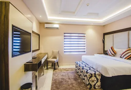 BON Hotel Transtell Residence Asaba Hotel di Okpanam