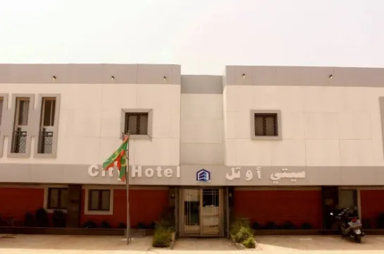 City Hotel