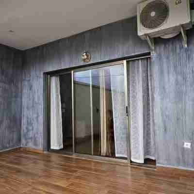 Résidence mirifique Others