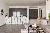 Prestigious penthouse in a luxury tower - 2 stjerner