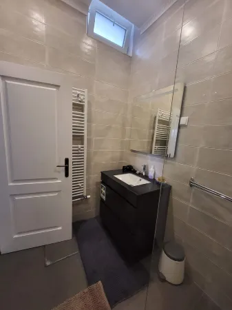 Room-Sintra Lousa Twin Guest Room with P