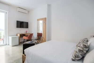 Salvator Rosa Rooms - Terrazza & Metro & Self Check IN Hotels in Arenella