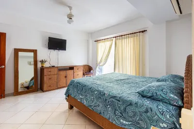 Playa Alicia, Guest Friendly, Best Location in Town! Hotels in Los Castillos