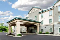 Quality Inn & Suites Fishkill South Near I-84 Hotels in Fishkill