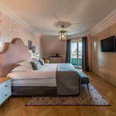 Hotel Capital Rooms